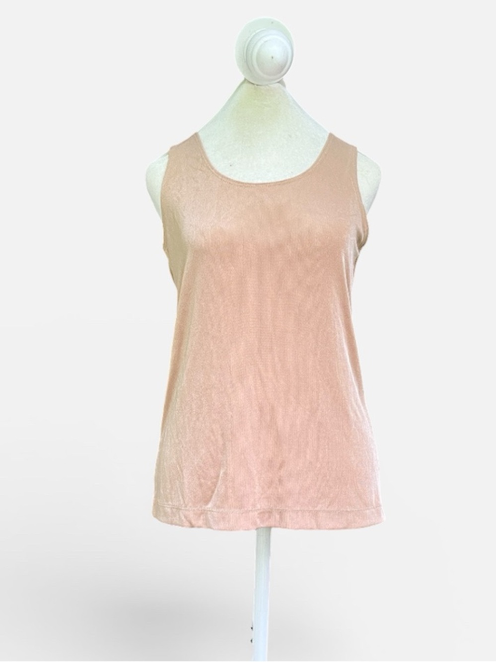 Chico’s Travelers Slinky Contemporary Tank in Champagne Size 1 NWT - Picture 4 of 11